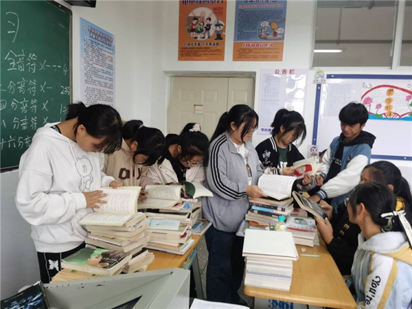 1635131029676332.jpg 1E58F3ED599C139EA66858D9A910A5B8_750_750.jpg