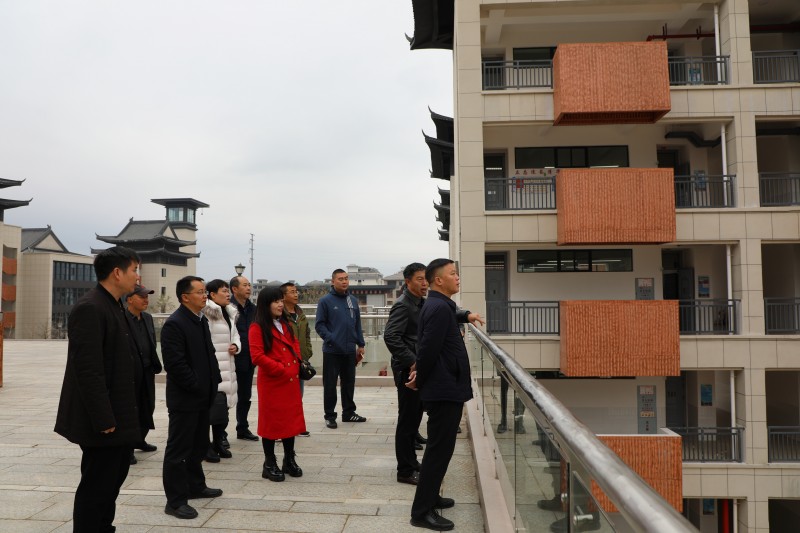 1636937305280757.jpg 5D1A4416.JPG