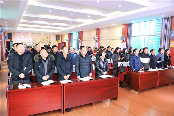 1639445831992323.jpg 003同唱道德歌曲《好人就在身边》.JPG