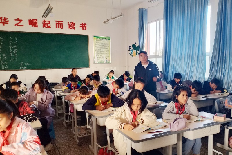 1668387850375429.jpg 35.jpg