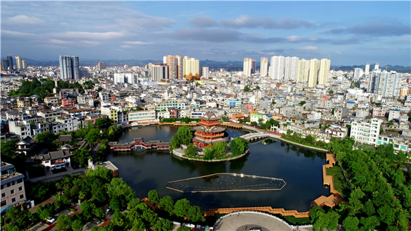 1675217570159203.jpg 罗平城市景色.JPG