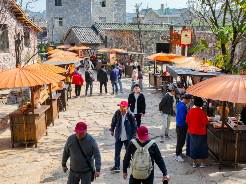 1687938920817903.jpg 乡村振兴示范园1.jpg