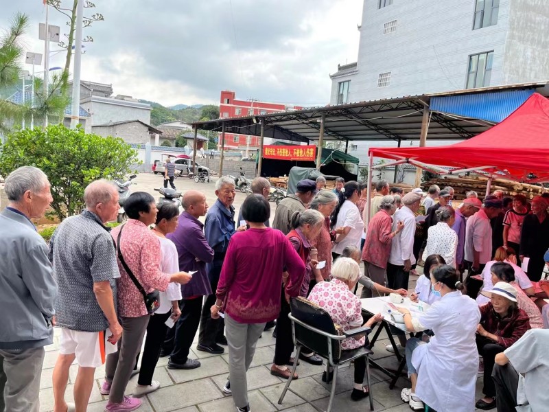 1691979456201217.jpg 1862892ff76ac4e61dcb6cbf0a79f8e.jpg