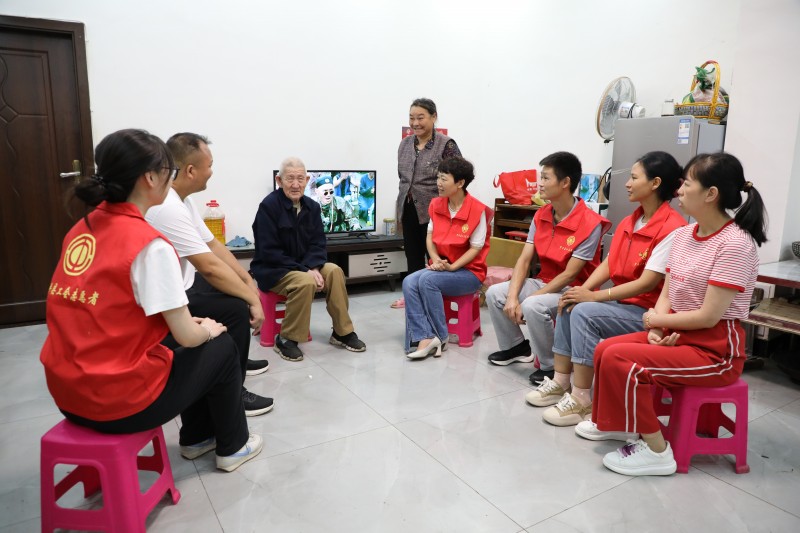 1692945919401555.jpg 5D1A6221.JPG