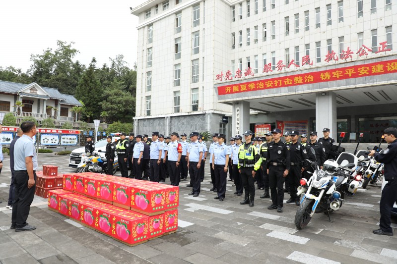 1696643991947833.jpg 1B8A3196.JPG