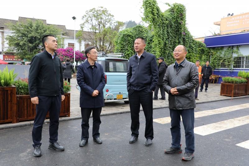 1701657265445324.jpg 1B8A4899.JPG