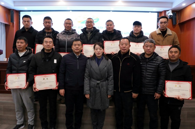 1703470325922340.jpg EV2A9877.JPG