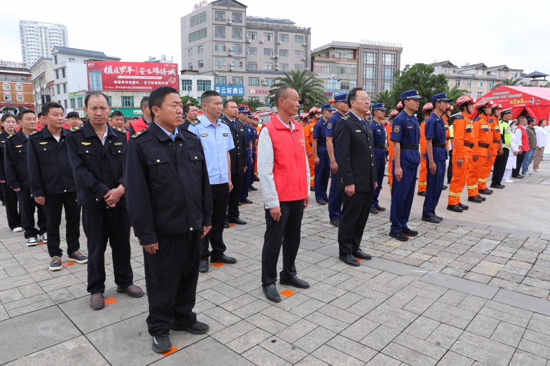 1715580921451267.jpg b5ae7a7d0b5be88759ac3698cfbb2d8.jpg