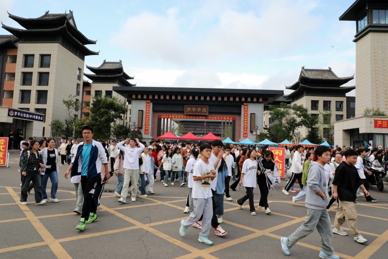 1718069510338430.jpg EV2A5292.JPG