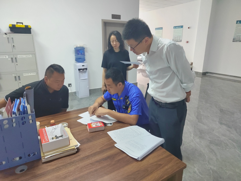 1721014140624452.png 图片1.png