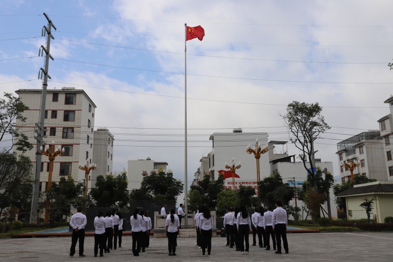 1727657124557202.jpg IMG_9875.JPG