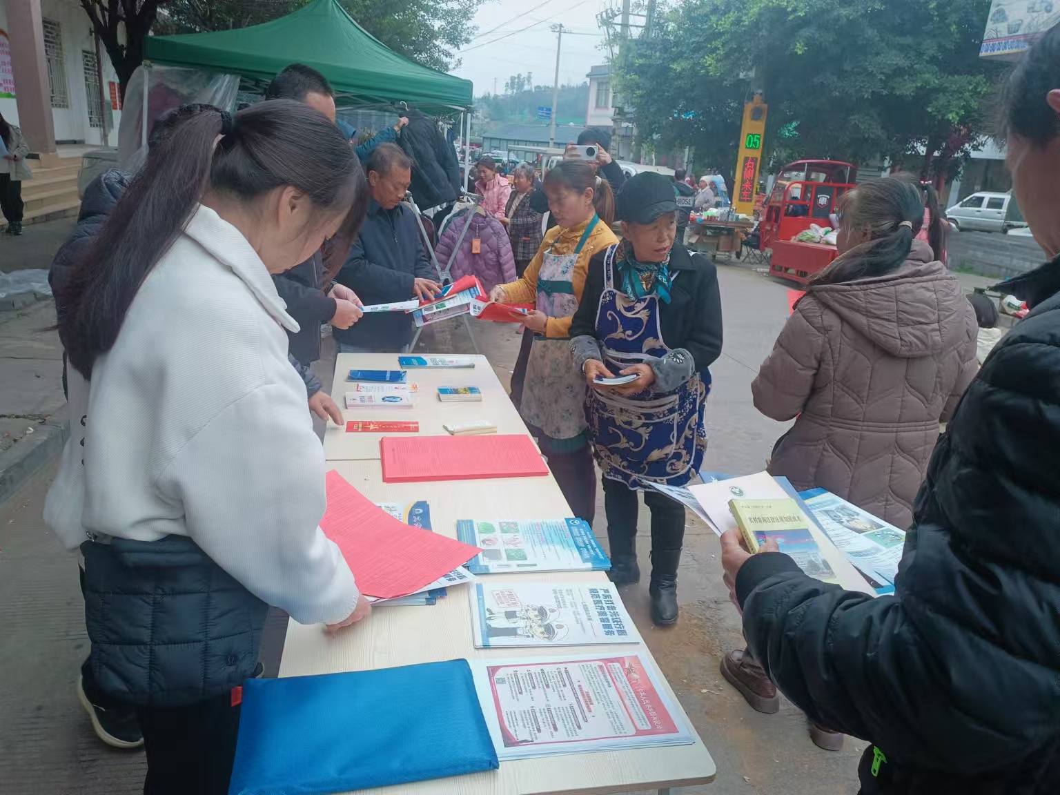 1733473249481533.jpg 5c5c9c2920a857bc80c4ed330eaab2b.jpg