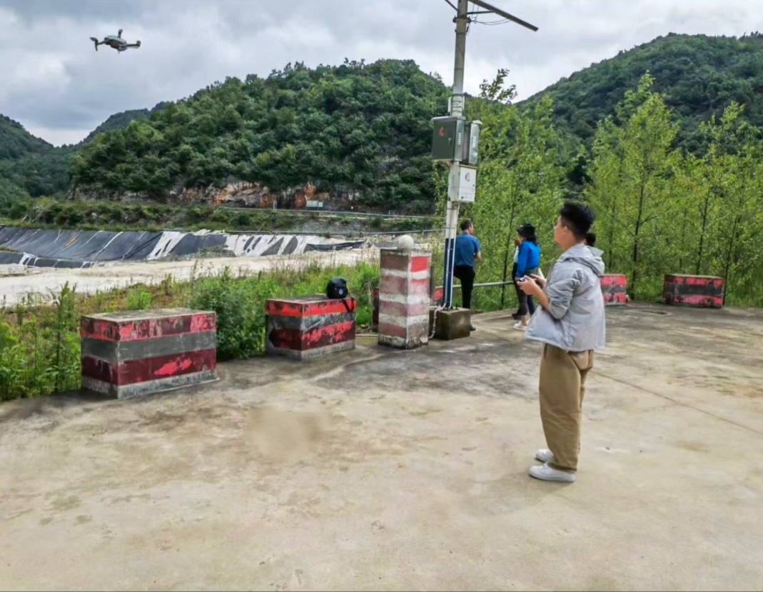 1750321656870107.jpg 835d325eb79707704d0c1308084b011.jpg