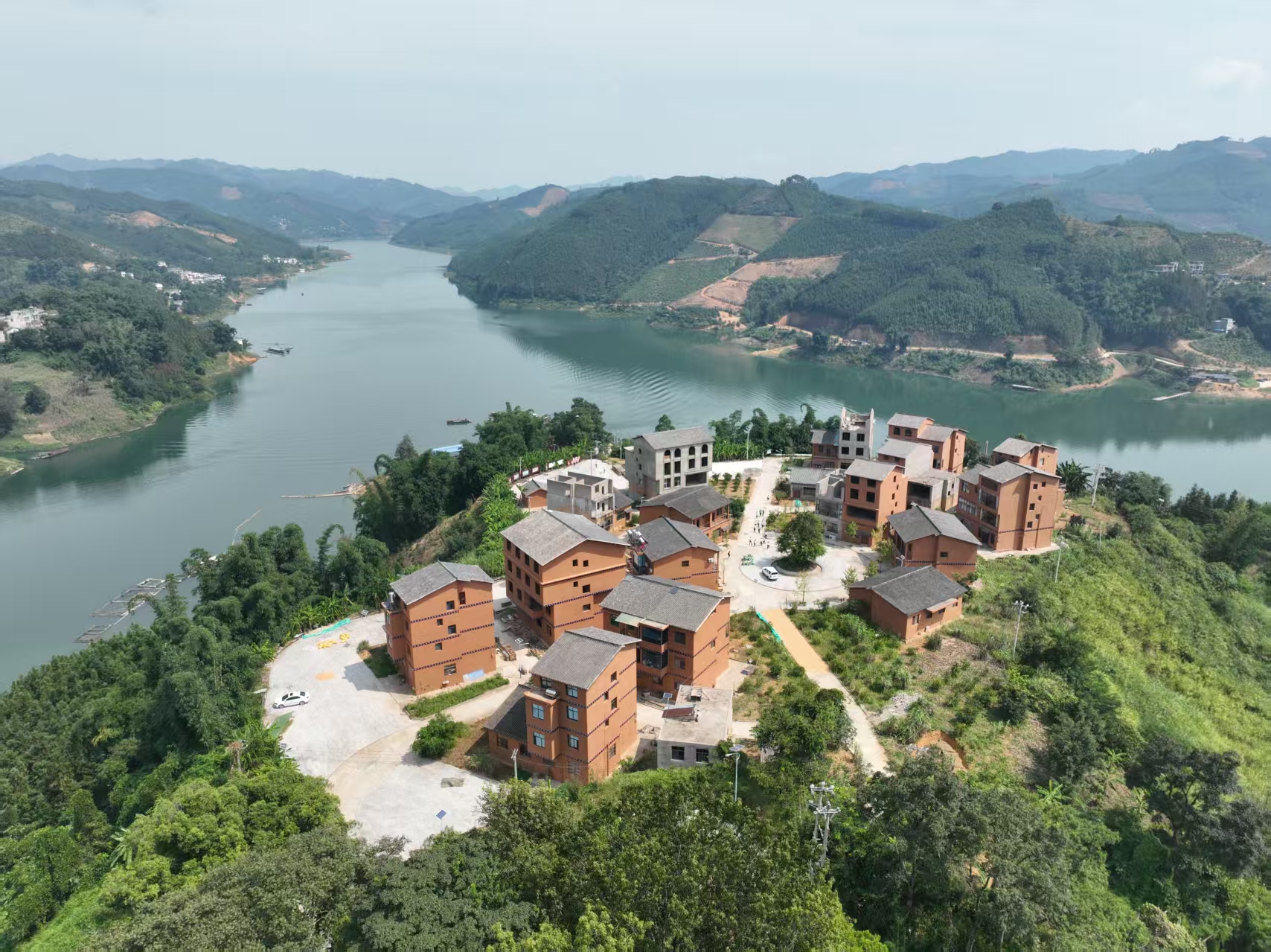 1754019904375831.jpg 87c85b3591d6dd85e306f6df495beea.jpg