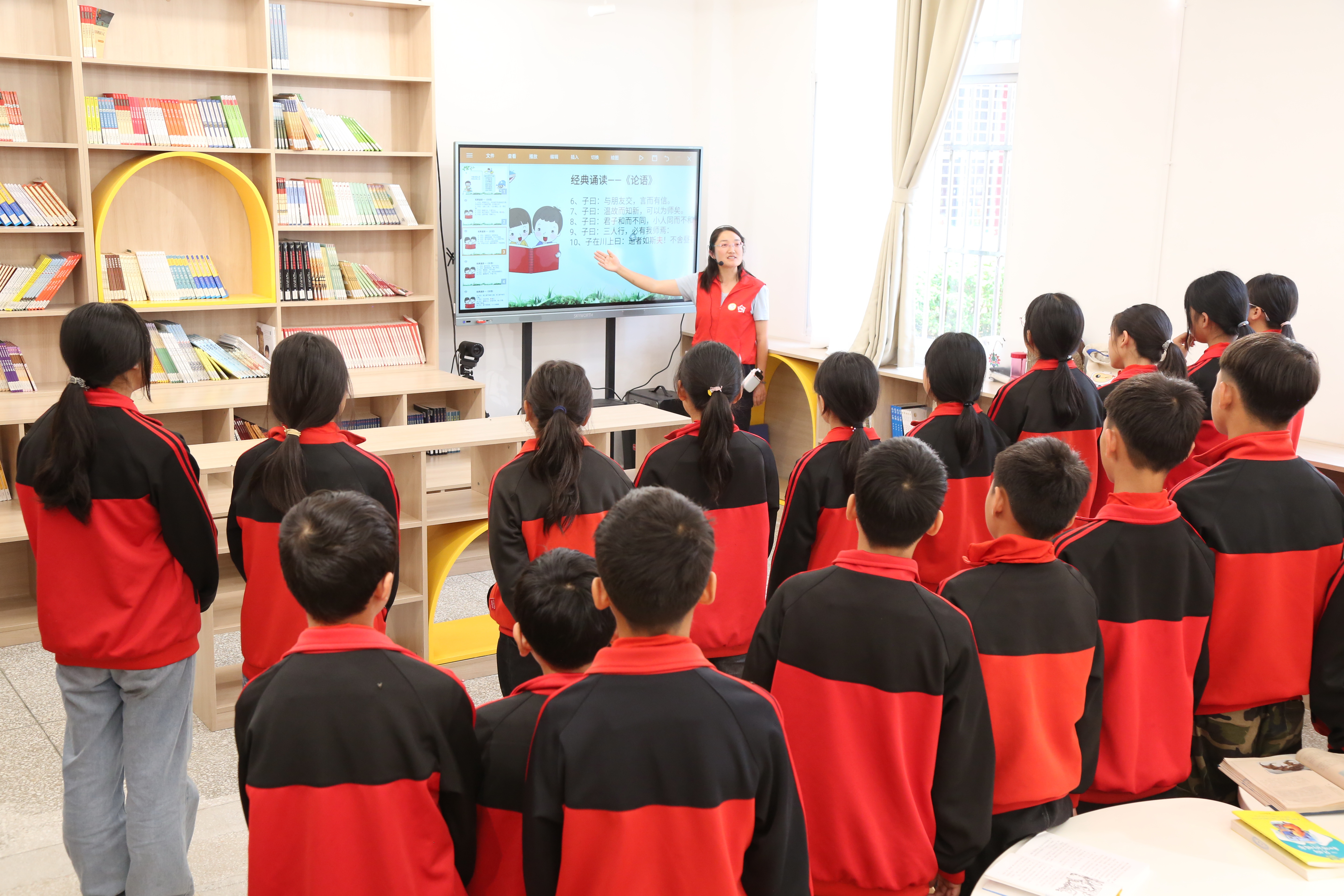 1754614279552805.jpg 读书活动2.jpg